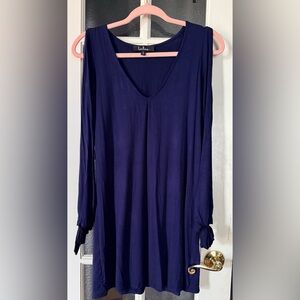 Lush Deep Navy V-Neck Tie Sleeve Tunic